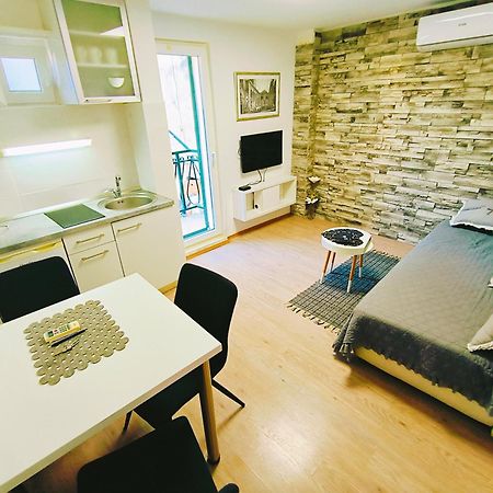 Iron Gates Apartments Split Bagian luar foto