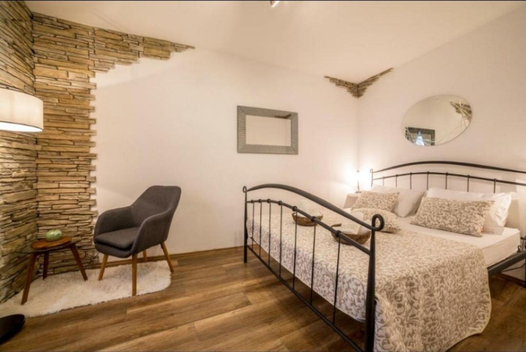 Iron Gates Apartments Split Bagian luar foto